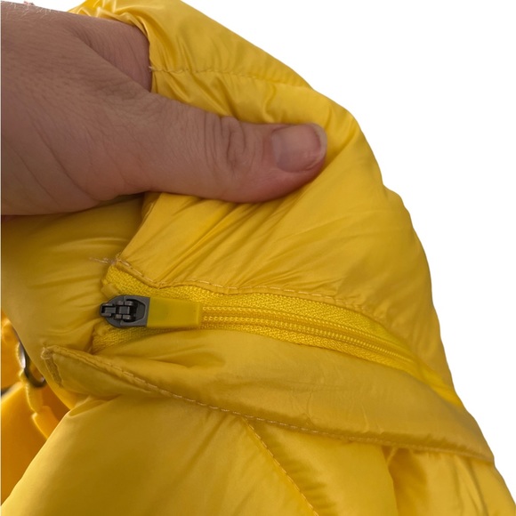 NWT Yellow Quilted Puffer Jacket - Picture 6 of 15